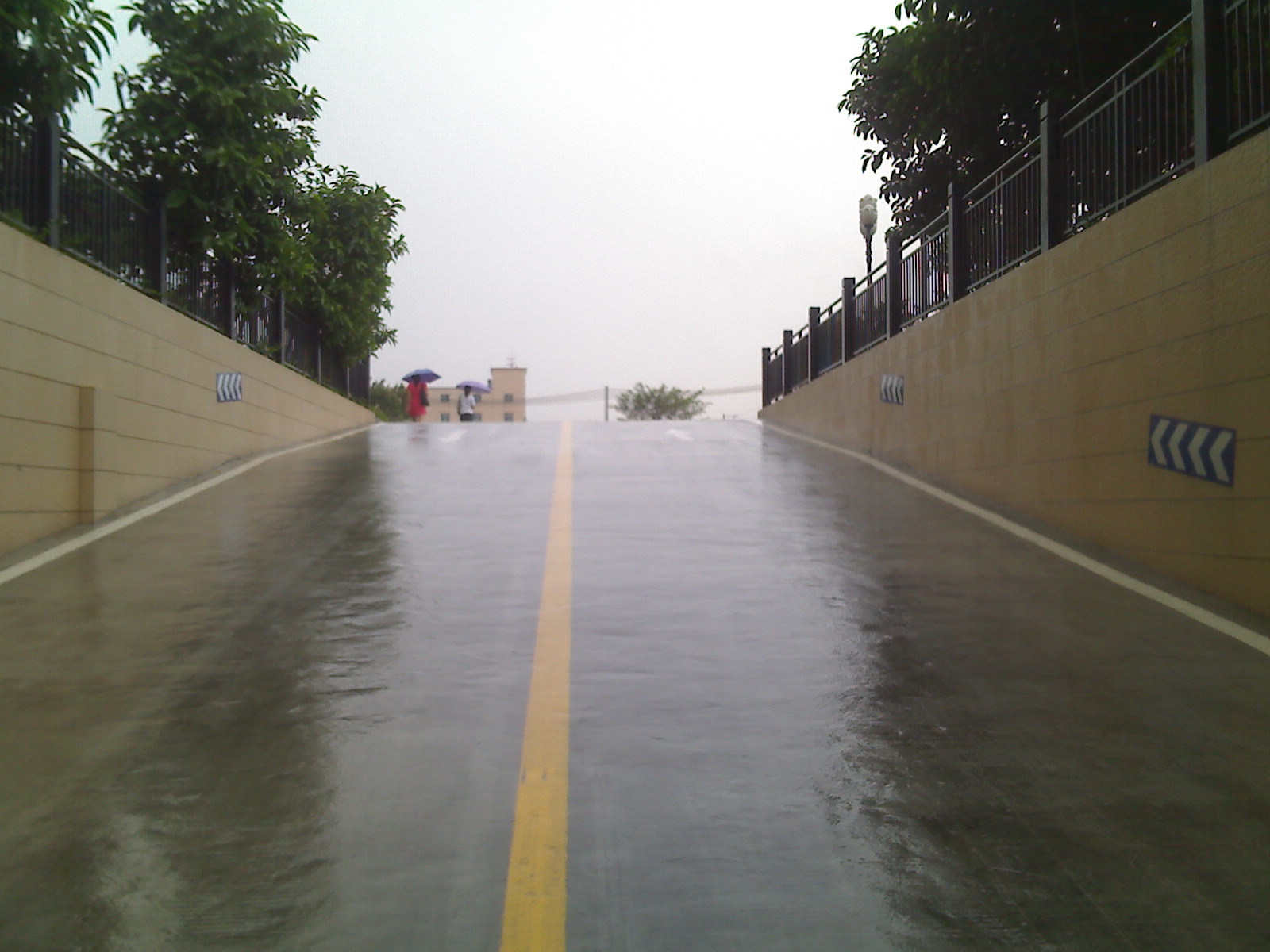 防滑坡道地坪